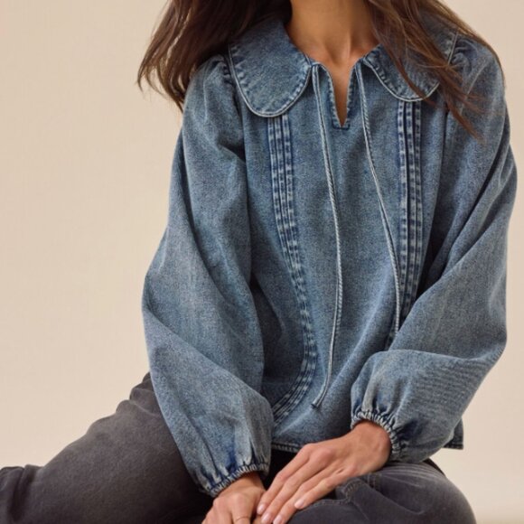 Altar'd State Tops - Alter'd State Denim Puff Sleeve Blouse Peter Pan Collar Size Small